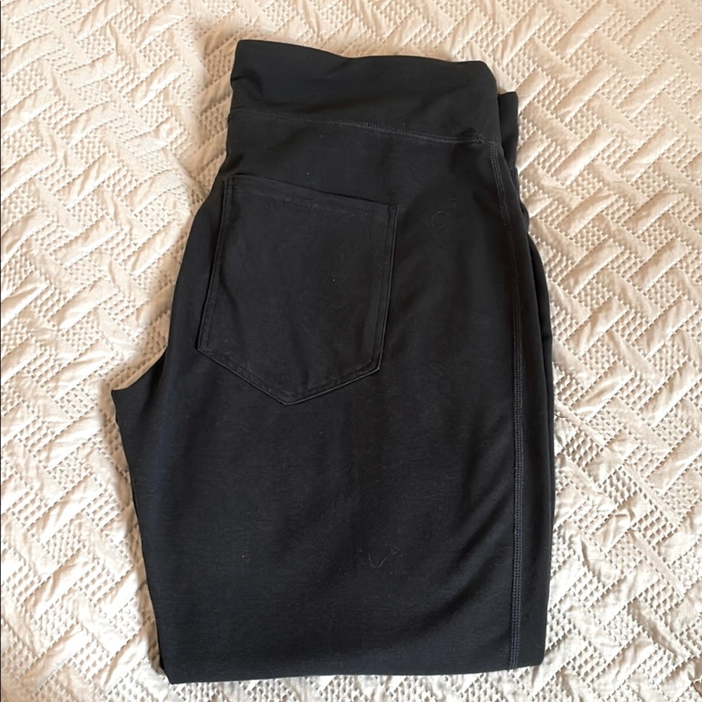 Fishers Finery Black High-Waisted Leggings